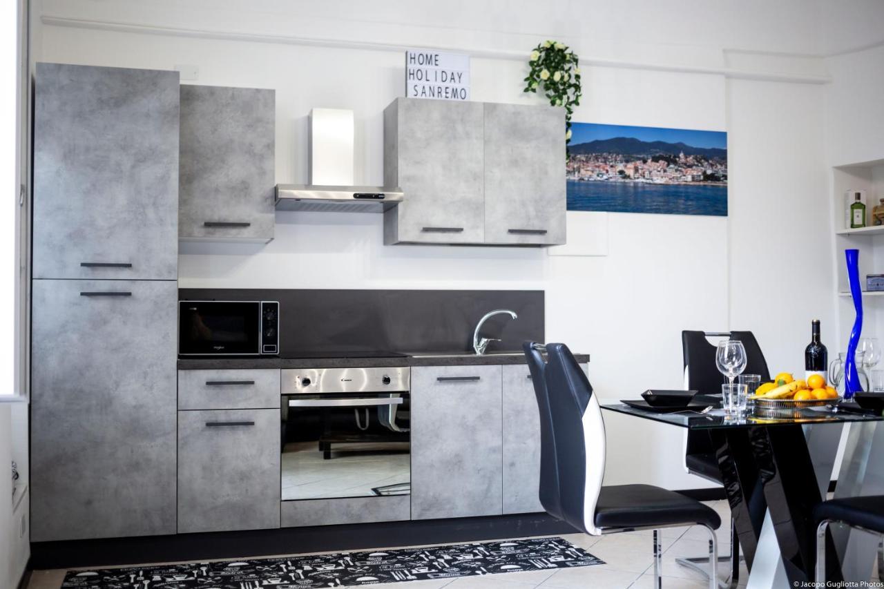 Homeholidaysanremo - 2,0 ภายนอก รูปภาพ