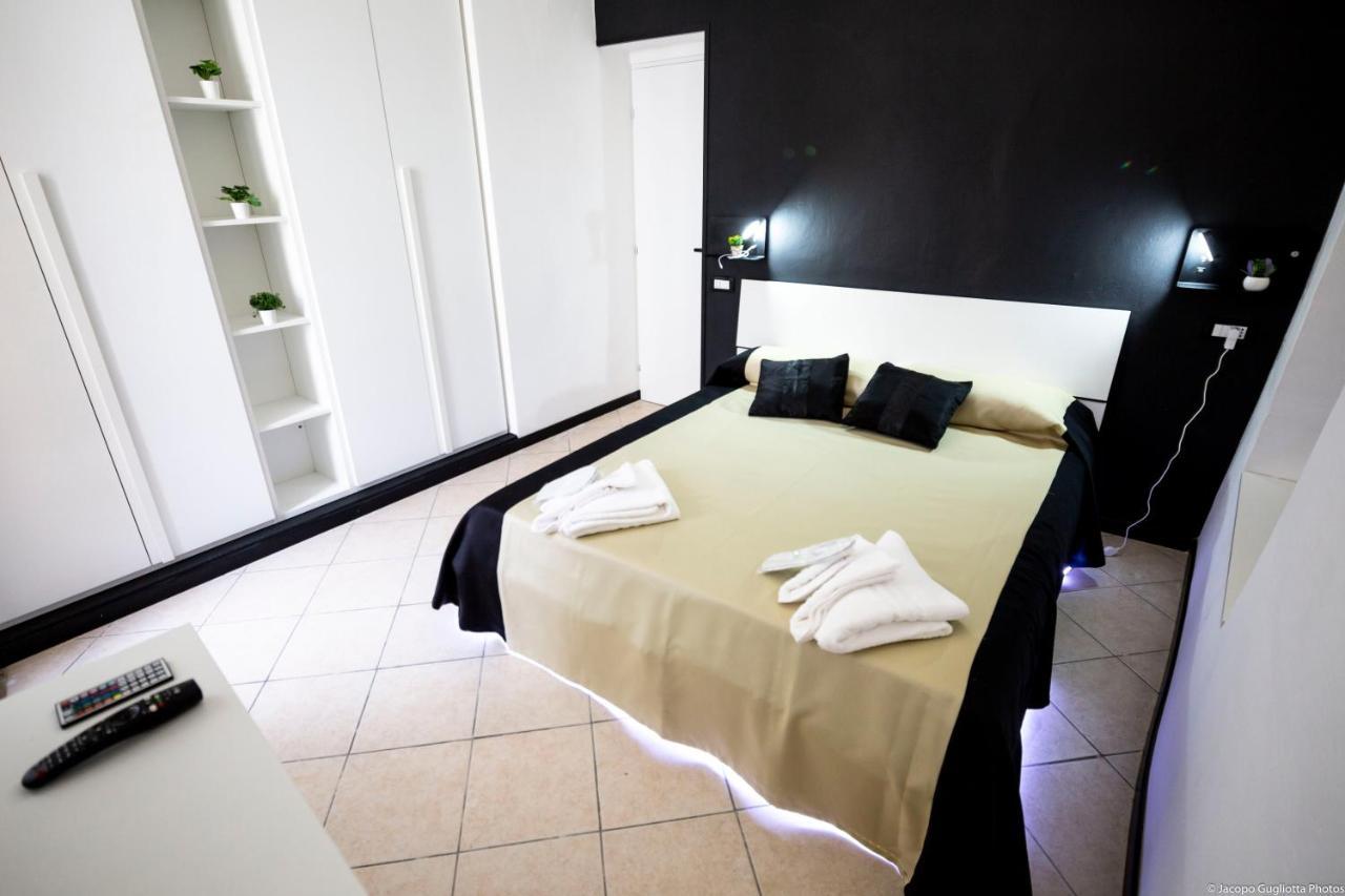 Homeholidaysanremo - 2,0 ภายนอก รูปภาพ